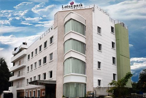 Lotus Park Hotel Bangalore Exterior foto